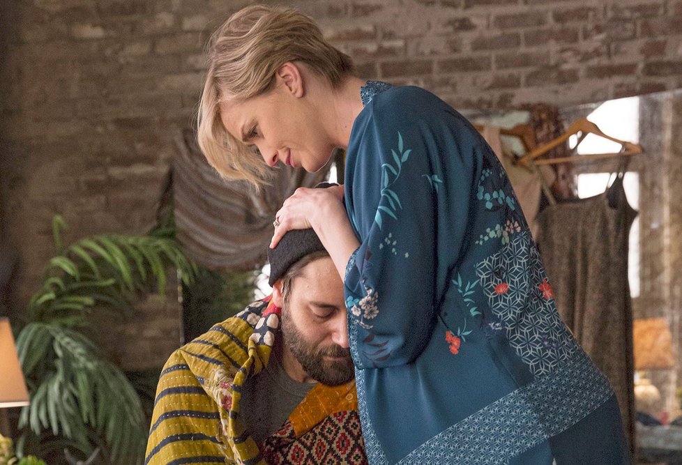 New Amsterdam: Doktor Max Goodwin (Ryan Eggold) nastupuje do nejstarší nemocnice v USA na místo ředitele. Okamžitě začíná provádět radikální změny ku prospěchu špitálu, lékařů a zejména pacientů.