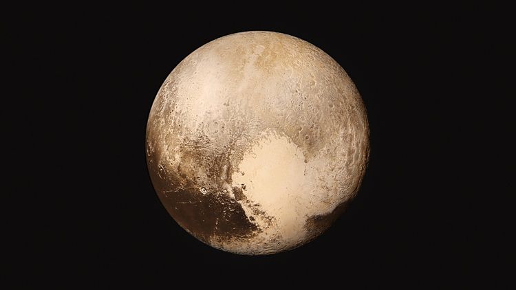 Sonda New Horizons šmíruje Pluto