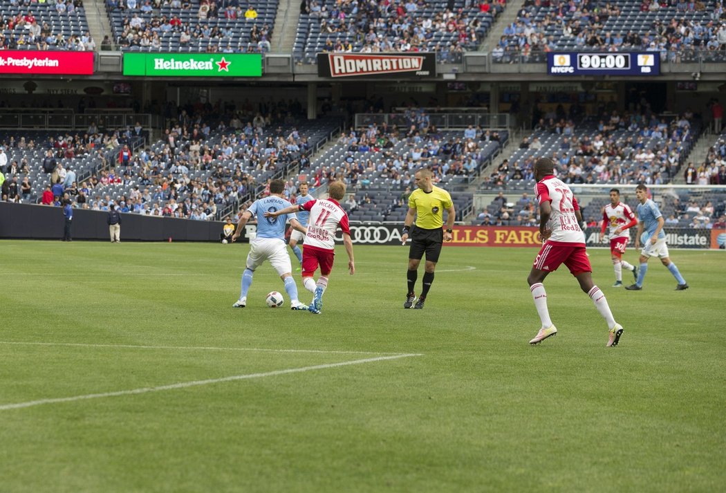 Fotbalisté New York City dostali v souboji s New Yorkem Red Bulls výprask 0:7