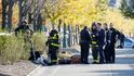 Útok na Manhattanu: Náklaďák smetl cyklisty a školní autobus. Pak přišla palba Útok na Manhattanu: Náklaďák smetl cyklisty a školní autobus. Pak přišla palba