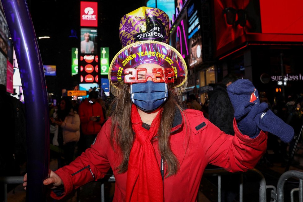 Silvestrovské oslavy na Times Square v New Yorku.