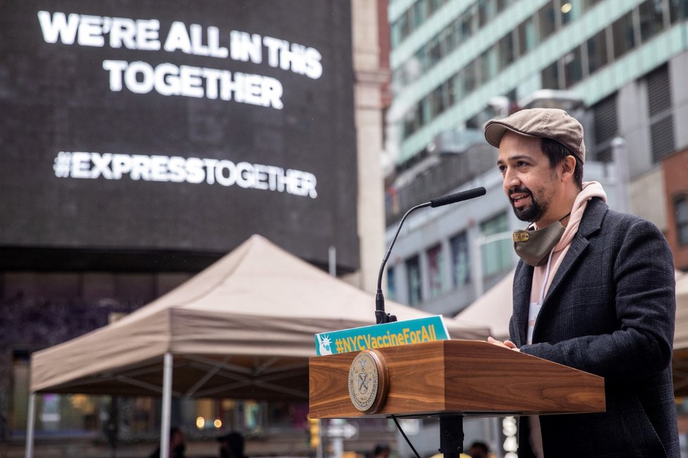 Spuštění očkovacího centra na Broadwayi v samotném centru New Yorku (12. 4. 2021) Spuštění očkovacího centra na Broadwayi v samotném centru New Yorku (12. 4. 2021)