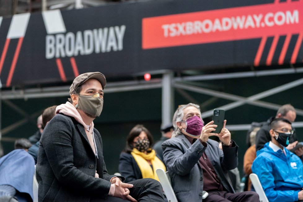 Spuštění očkovacího centra na Broadwayi v samotném centru New Yorku (12. 4. 2021)