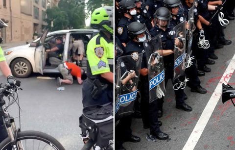 Policie unáší demonstranty? Na videu tlačí ženu do auta, v New Yorku čelí kritice