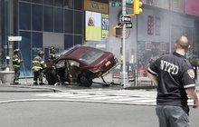 Opilec vraždil autem na Times Square!