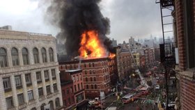 Výbuch plynu a velký požár v New Yorku