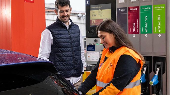 Došlé palivo může zkomplikovat pojistné plnění a u dieselů způsobit drahé technické potíže. Došlé palivo může zkomplikovat pojistné plnění a u dieselů způsobit drahé technické potíže.