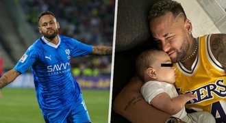 »Otec roku« Neymar naštval fanoušky: Dceru vyměnil za hazard!