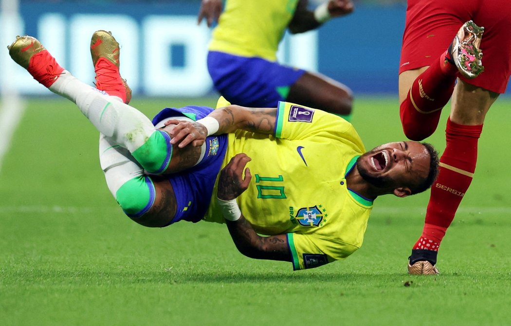 Neymar se v podobné pozici ocital opakovaně