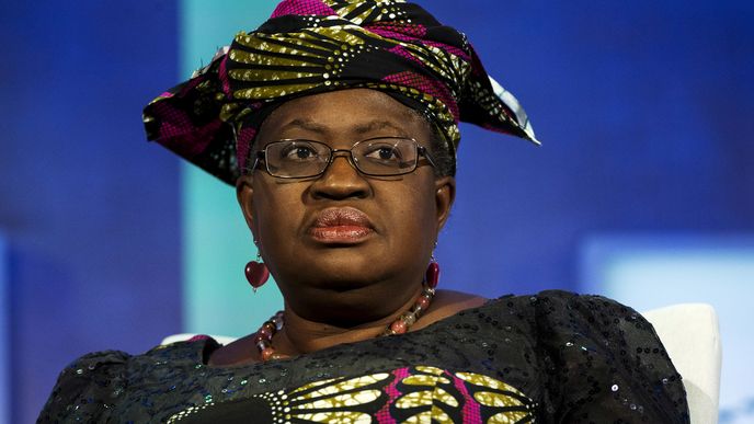 Nigerijsko-americká politička a ekonomka Ngozi Okonjová-Iwealová je blízko nástupu do čela Světové obchodní organizace (WTO).