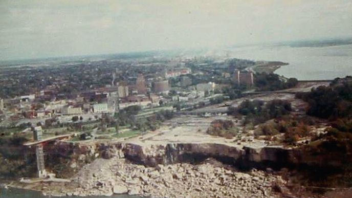 Niagarské vodopády na suchu v roce 1969