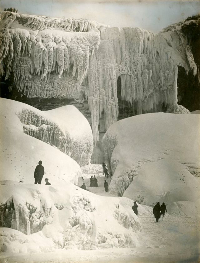 Niagarské vodopády v roce 1916.