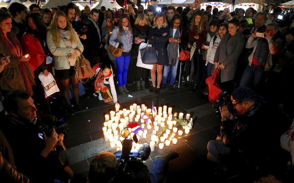 Pieta za mrtvé po teroristickém útoku v Nice