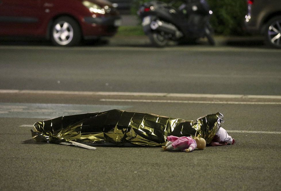 Jedna z dětských obětí útoku v Nice
