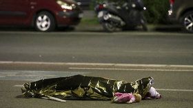 Jedna z dětských obětí útoku v Nice.