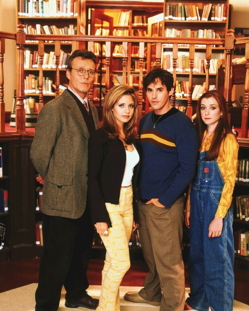 Sarah Michelle Gellar v seriálu Buffy, přemožitelka upírů