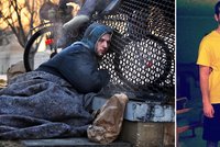 Nicholas (20) málem umrznul mezi bezdomovci: Rodiče našli syna podle fotky v novinách