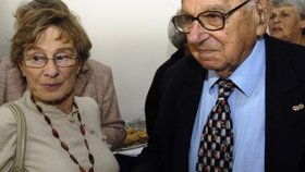 Svět je chudší o další z Wintonových dětí: Zemřela hrdinka knihy Nicky & Věra, bylo jí 93 let