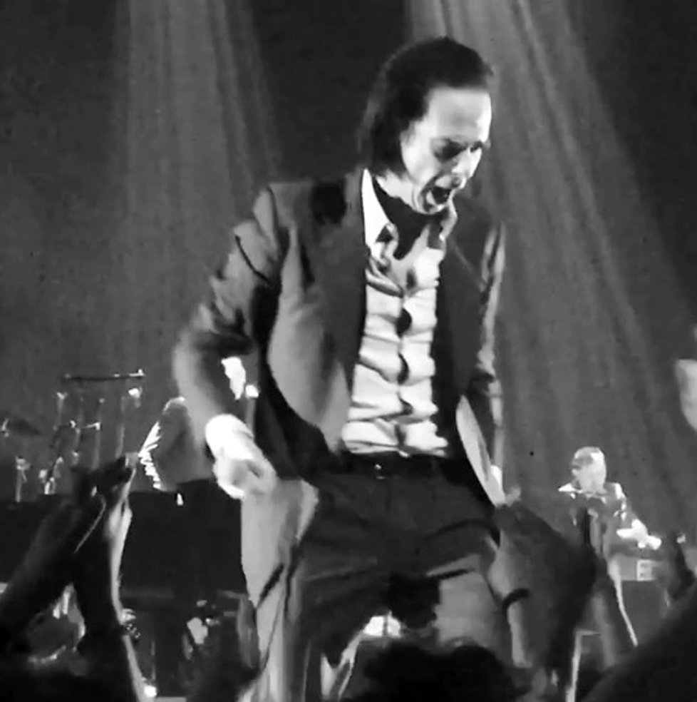 Nick Cave při koncertě