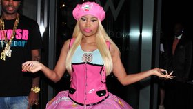 Nicki Minaj: Růžový přízrak v Londýně!