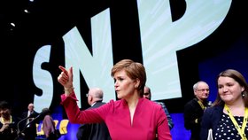 Skotská premiérka Nicola Sturgeonová se rozhodla odstoupit