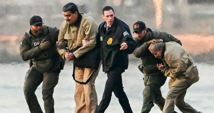 Převoz Nicoláse Madura k soudu v USA (5.1.2025)