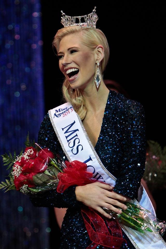 Miss Iowa Nicole Kelly