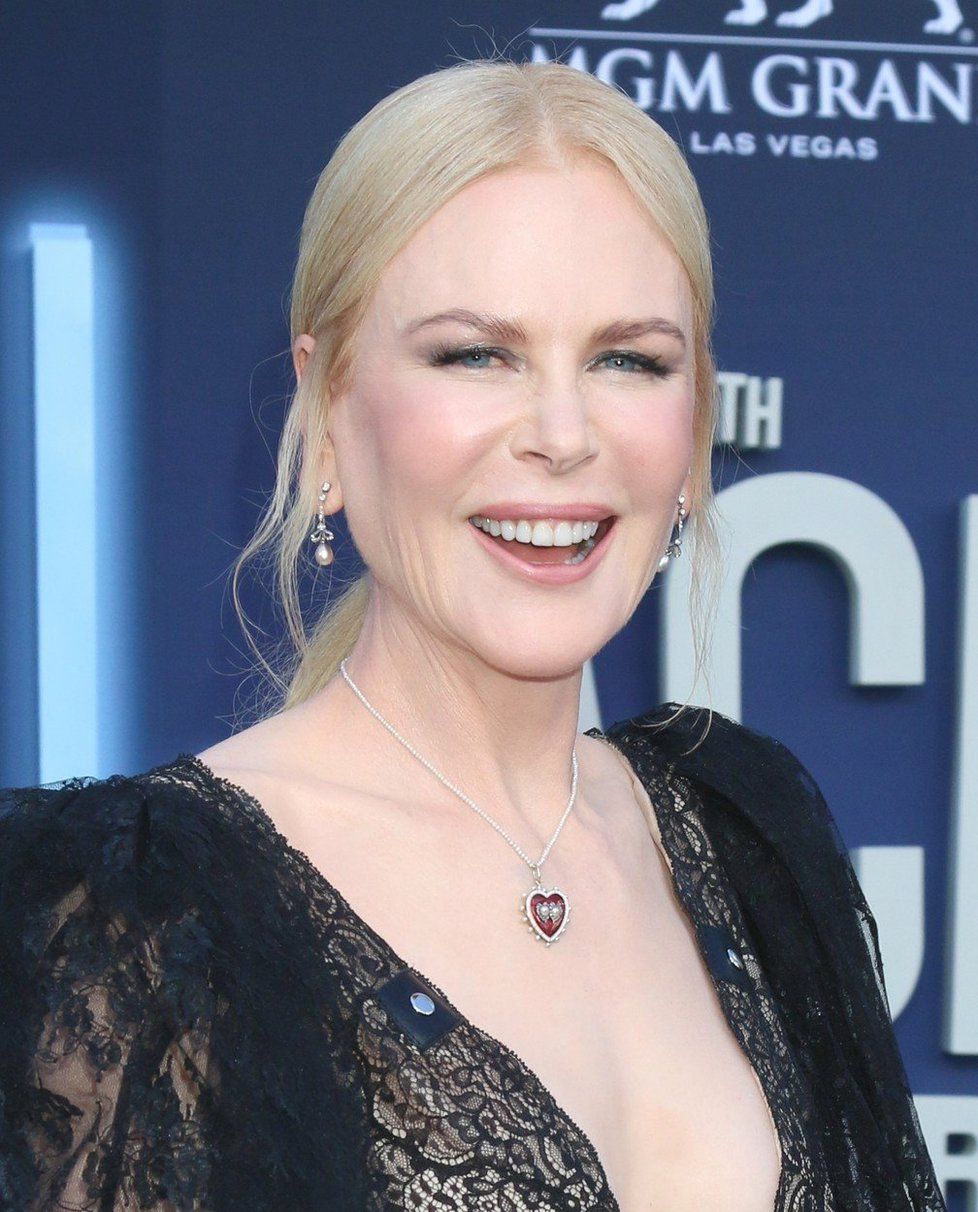 Nicole Kidman na ACM Awards předvedla totálně vyhlazený obličej