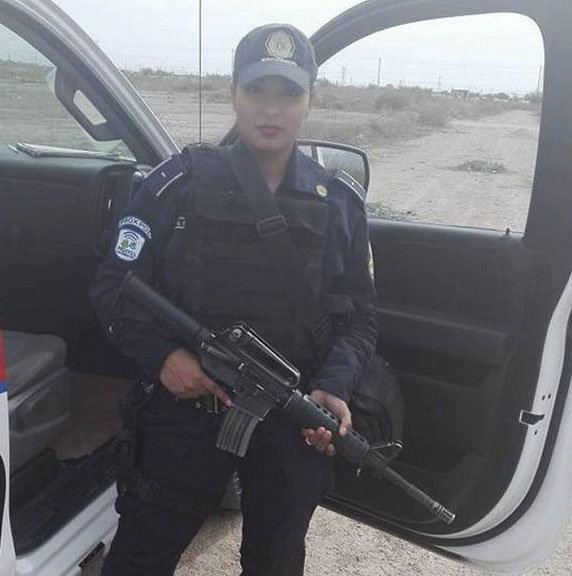 Nidia García bývala mexickou policistkou.