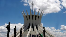 Brazilská katedrála - jedno z Niemeyerových nejkrásnějších děl