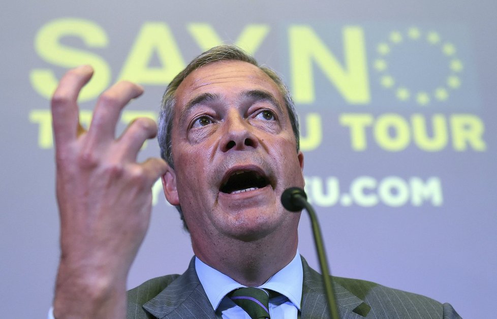 Nigel Farage patřil mezi největší odpůrce.