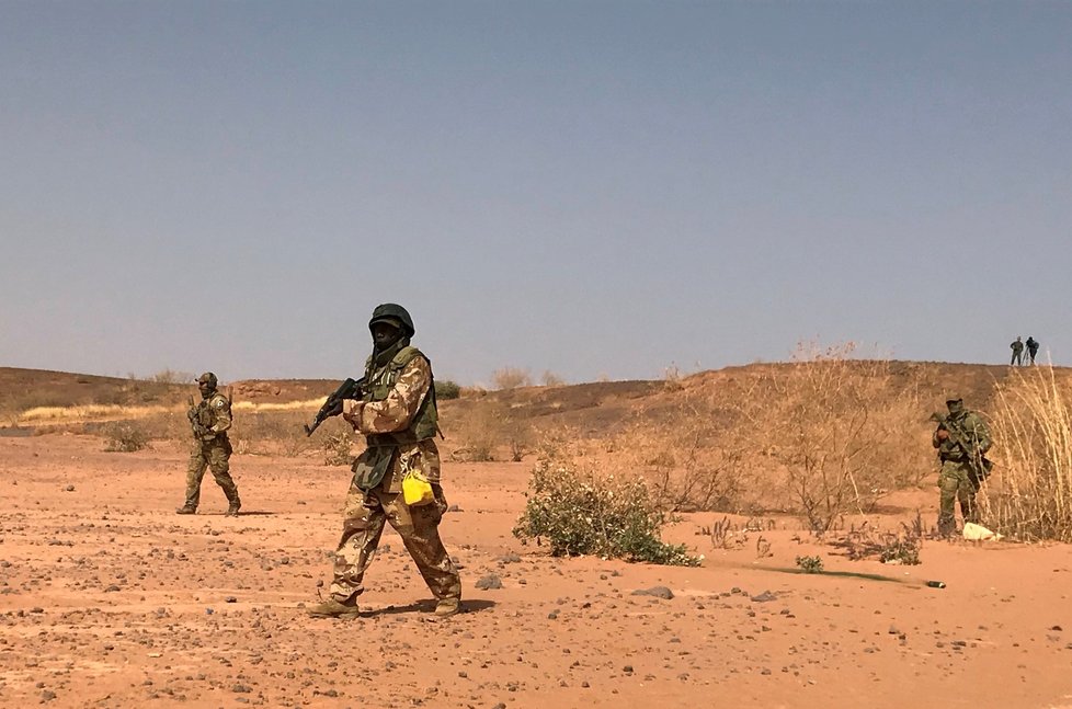 Po útoku teroristů zemřelo v Nigeru přes 70 vojáků