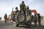 Po útoku ozbrojenců v Nigérii se pohřešují stovky žáku (ilustrační foto)