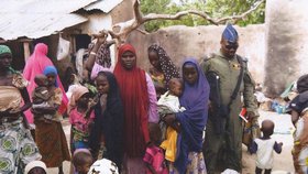 Nigerijská armáda osvobodila 234 žen a dětí