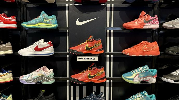 Nike po 18 letech vypadne z prestižního amerického indexu S&P 100. Nike po 18 letech vypadne z prestižního amerického indexu S&P 100.
