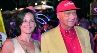 Šedesátník Niki Lauda bude počtvrté otcem!