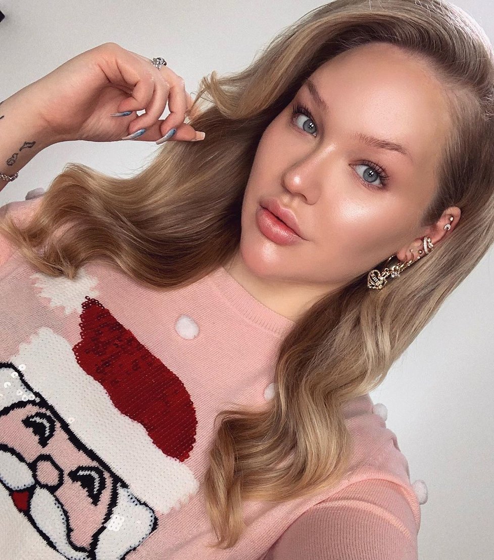 NikkieTutorials přiznala, že byla muž.