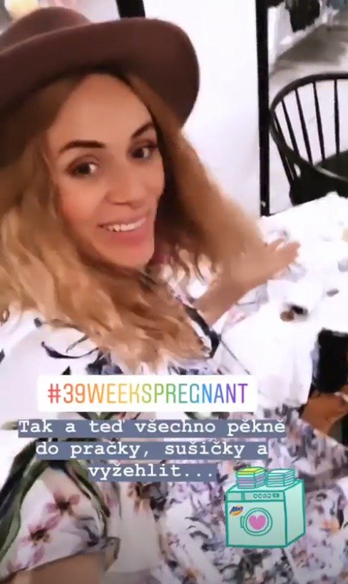 Nikol Moravcová na svém instagramu prozradila, že je momentálně v 39. týdnu těhotenství.