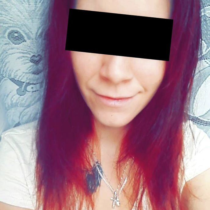 Nikola V. skončila se zraněními v nemocnici. Nikola V. skončila se zraněními v nemocnici.