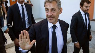 Sarkozy má strávit rok v domácím vězení. Francouzský exprezident se proti verdiktu odvolá