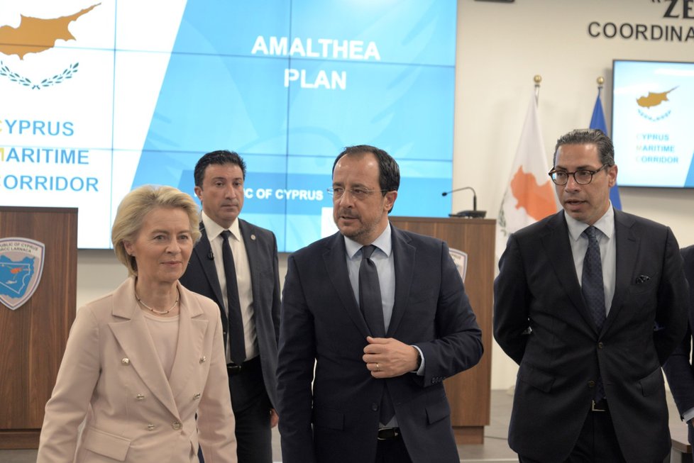 Ursula von der Leyenová na Kypru představila humanitární koridor pro Gazu (8. 3. 2024).