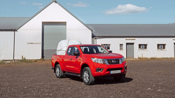 Modernizovaný Nissan Navara odhaluje české ceny. Kolik dáte za inovované biturbo?