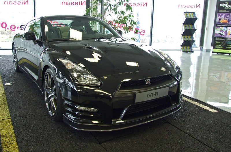 Nissan GT-R