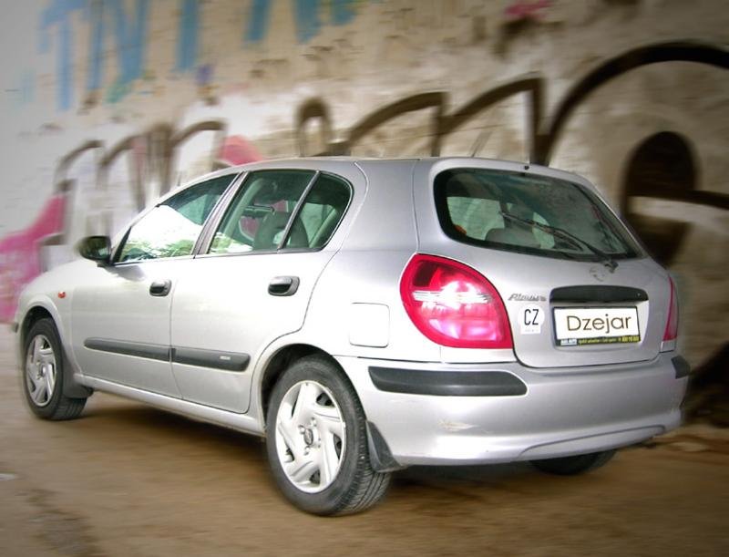 Nissan Almera