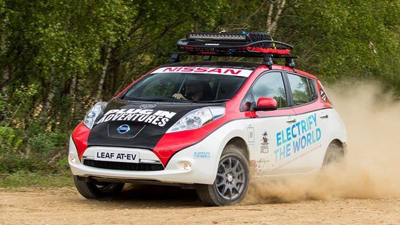 Z Nissanu Leaf je rallyeový speciál!