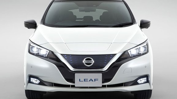 Nissan Leaf E-Plus: Posílený elektromobil dostane větší baterie a 200 koní