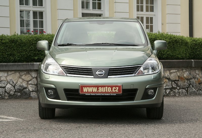 Nissan Tiida