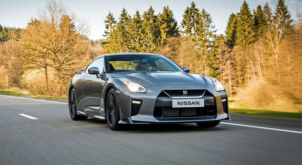 Nissan GT-R