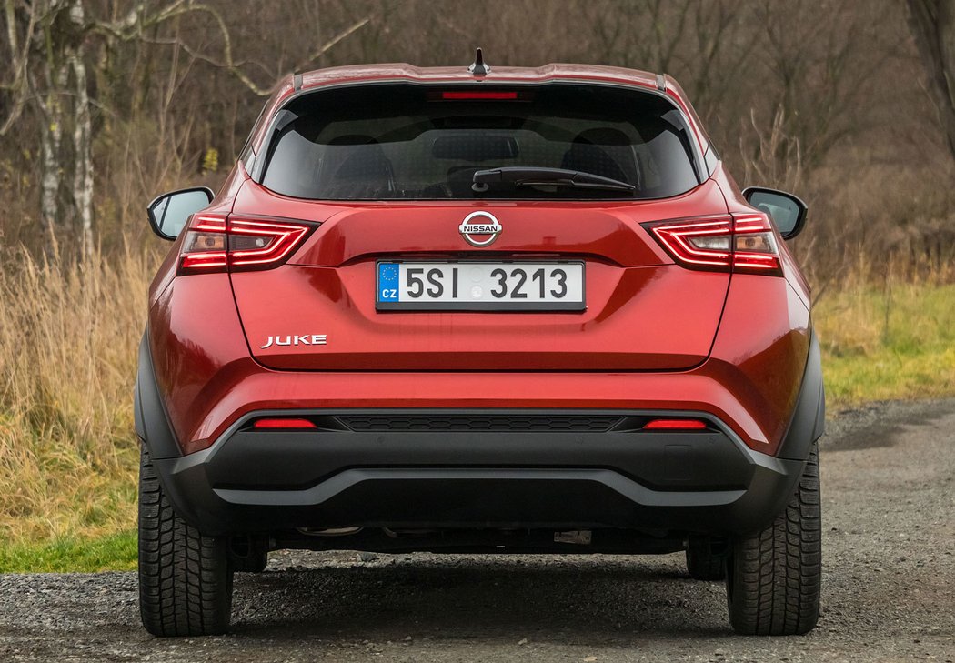 Nissan Juke 1.0 DIG-T (84 kW)