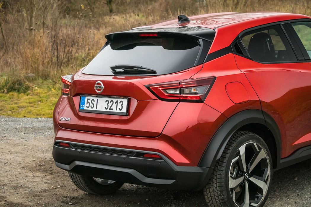 Nissan Juke 1.0 DIG-T (84 kW)